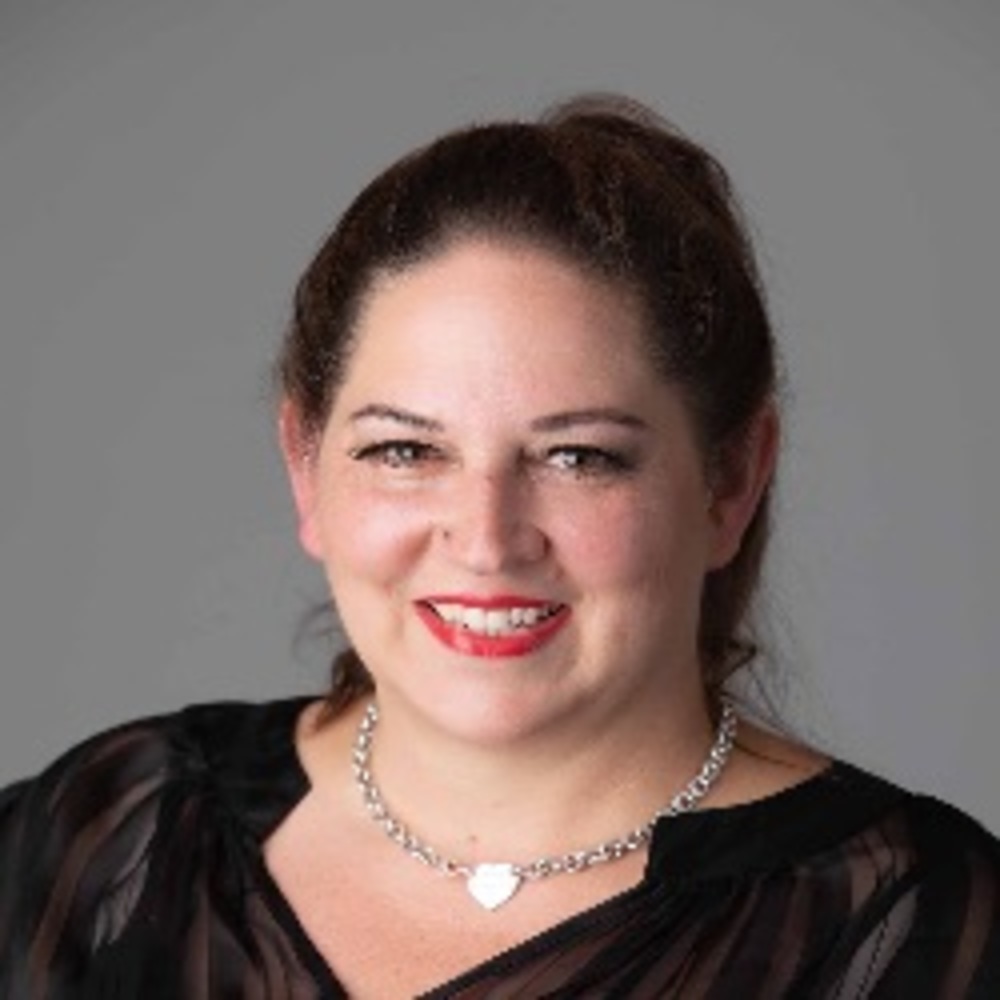 Meet your Posher, Tina